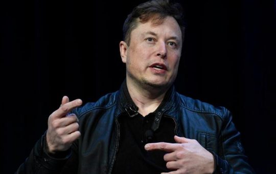 Elon Musk suspende por el momento la compra de Twitter y las acciones de la empresa se hunden en Wall Street